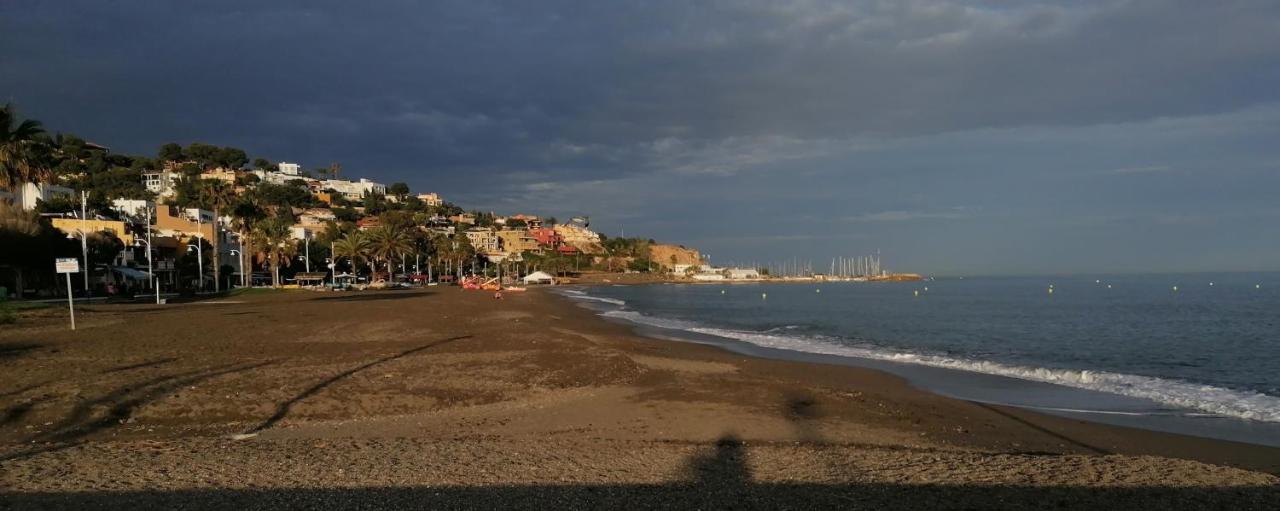 El Palo Cosy, 200 M From The Beach Apartment Malaga Exterior photo